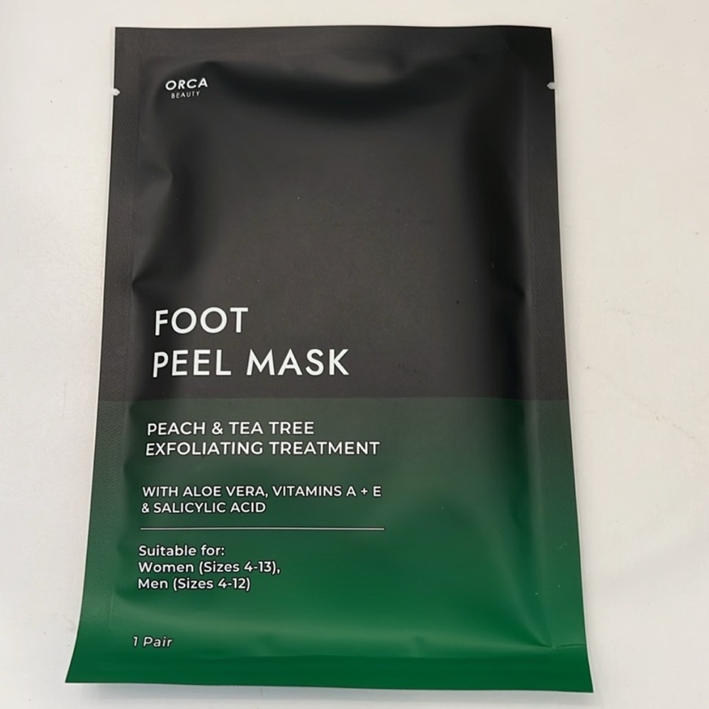 Orca Foot Peel Mask peach, and tea tree exfoliating treatment NWT 3 for $20